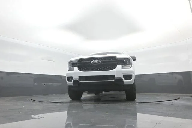 New 2026 Oxford White Ford XLT image 36