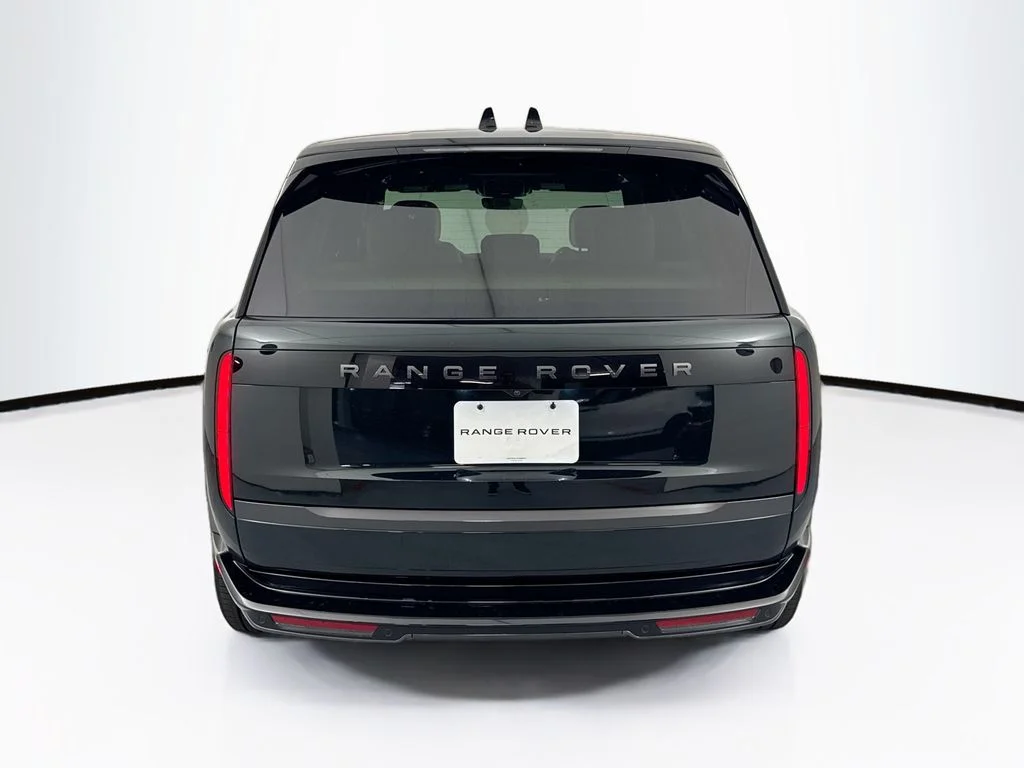New 2026 British Racing Green Land Rover SE image 6
