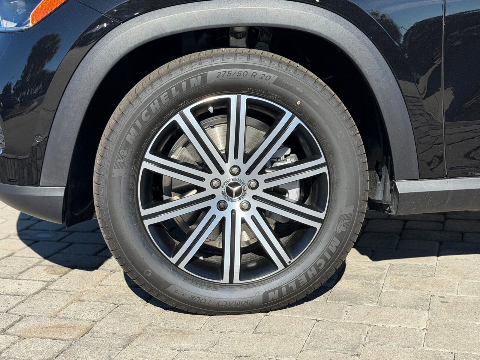New 2026 Obsidian Black Metallic Mercedes-Benz GLE 350 image 40