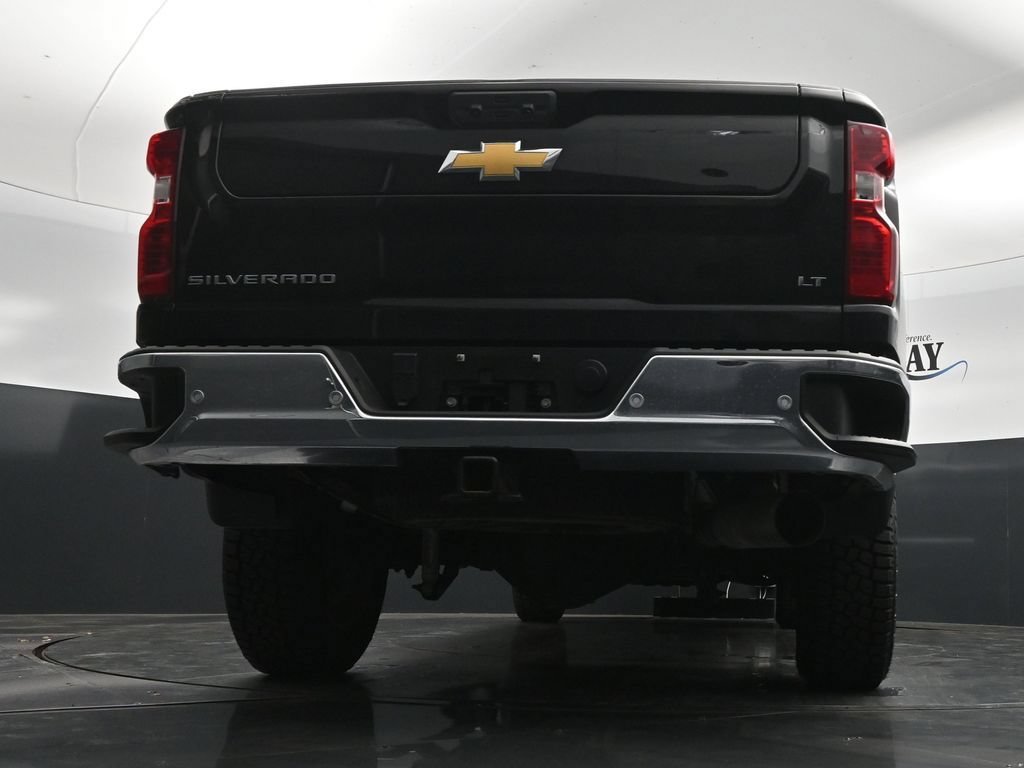 Used 2024 Black Chevrolet LT image 31