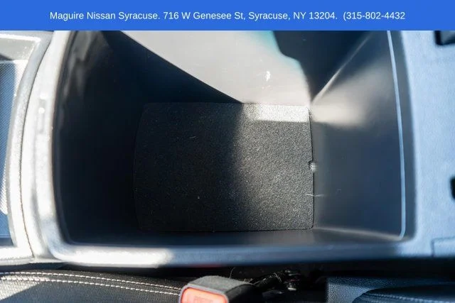Used 2022 Gray Kia LX image 34