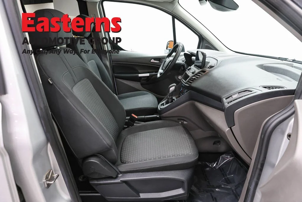 Used 2021 Silver Ford XLT image 22