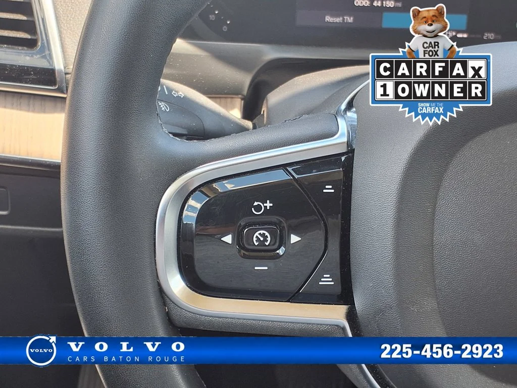Used 2024 Gray Volvo Ultimate image 28