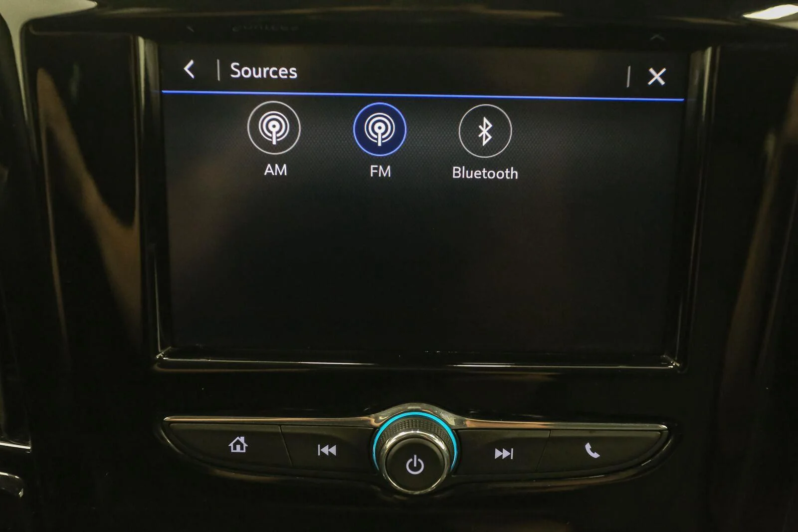 Used 2021 Satin Steel Metallic Chevrolet LS image 27