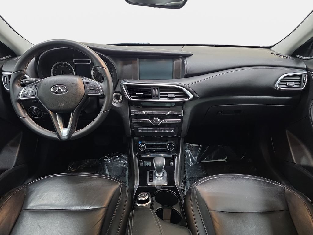 Used 2017 Liquid Copper INFINITI Premium image 10