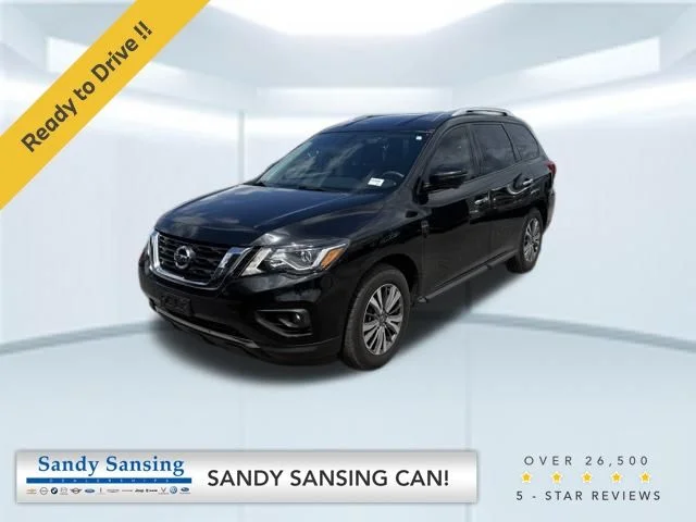 2019 Nissan Pathfinder SL 4WD's photo