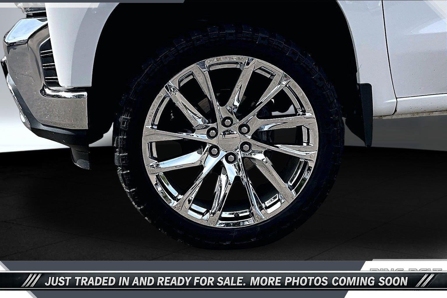 Used 2021 SUMMIT WHITE Chevrolet LTZ image 8