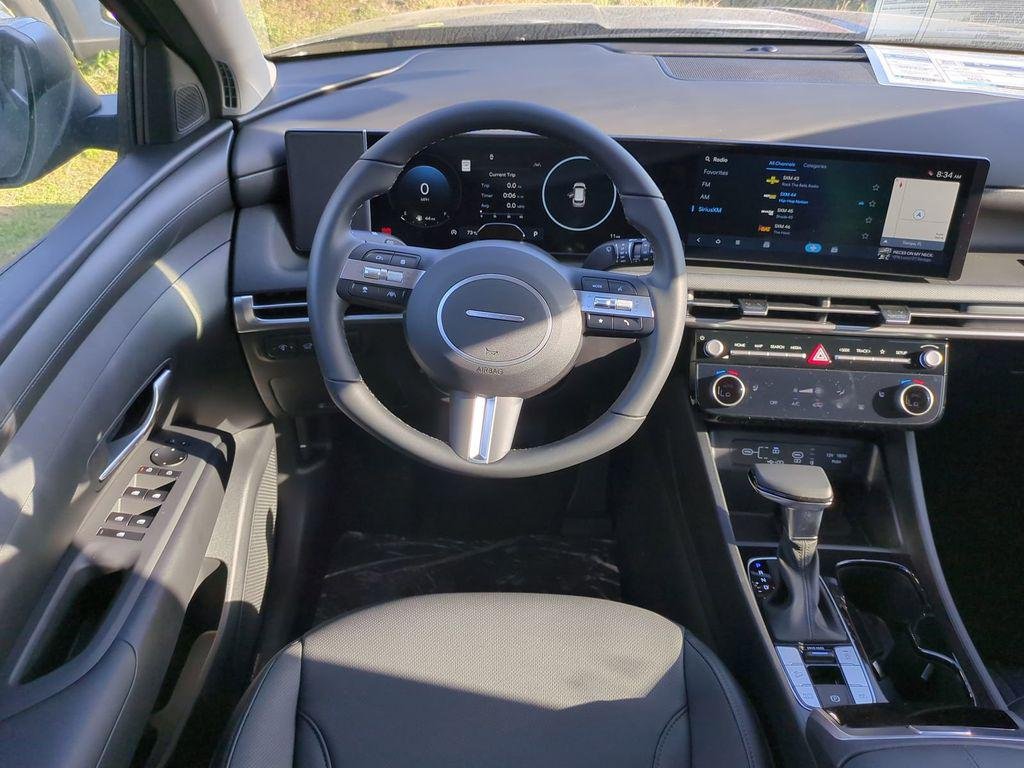 New 2026 Silver Hyundai SEL Premium FWD image 19