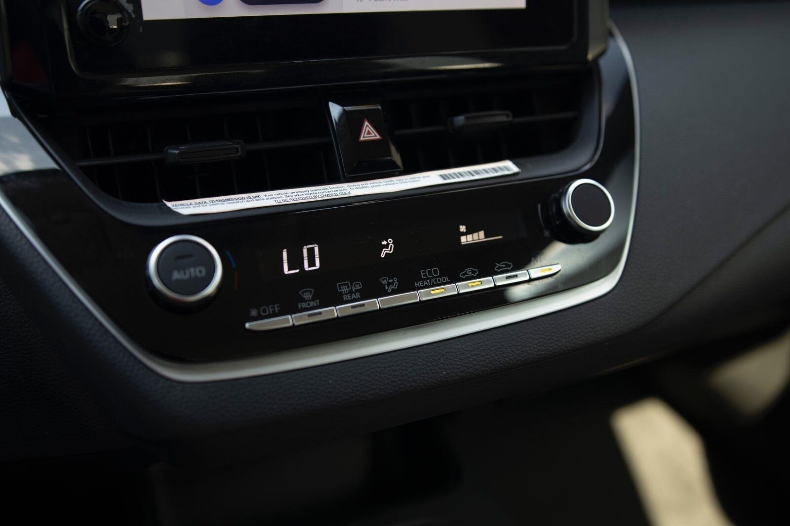 2024 Toyota Corolla LE - Photo 9
