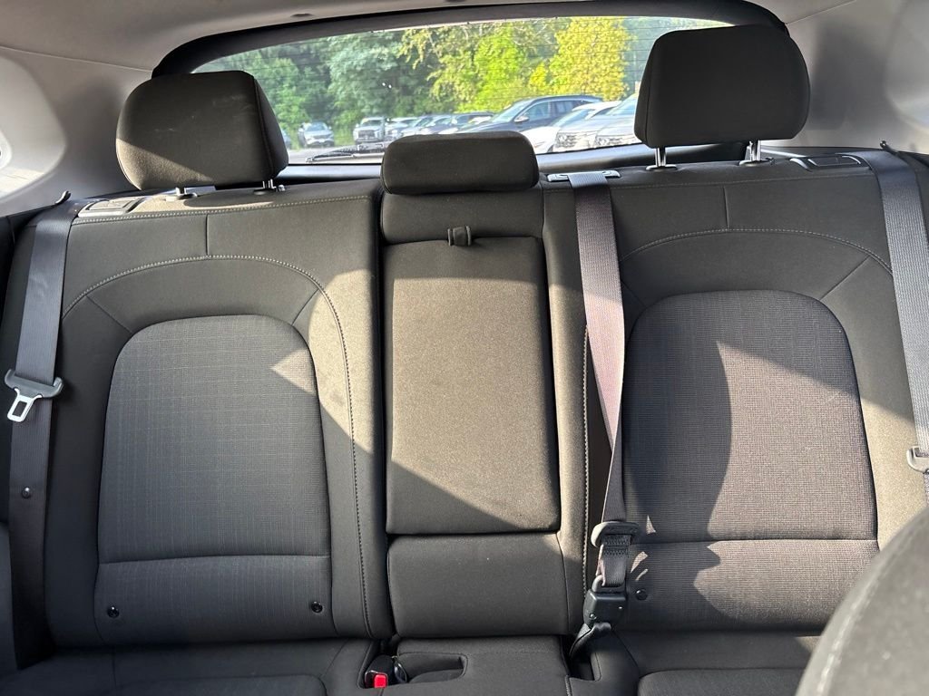 Used 2022 Silver Hyundai SEL image 20