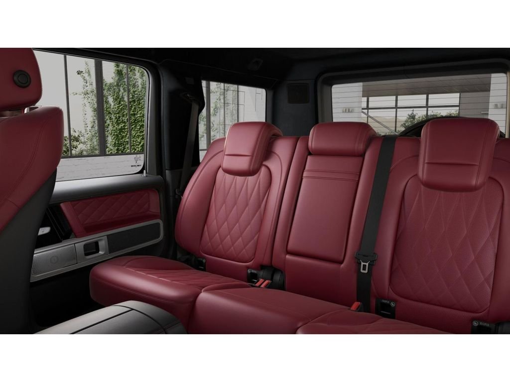 New 2027 MANUFAKTUR Monza Grey Magno Mercedes-Benz G 63 AMG® image 5