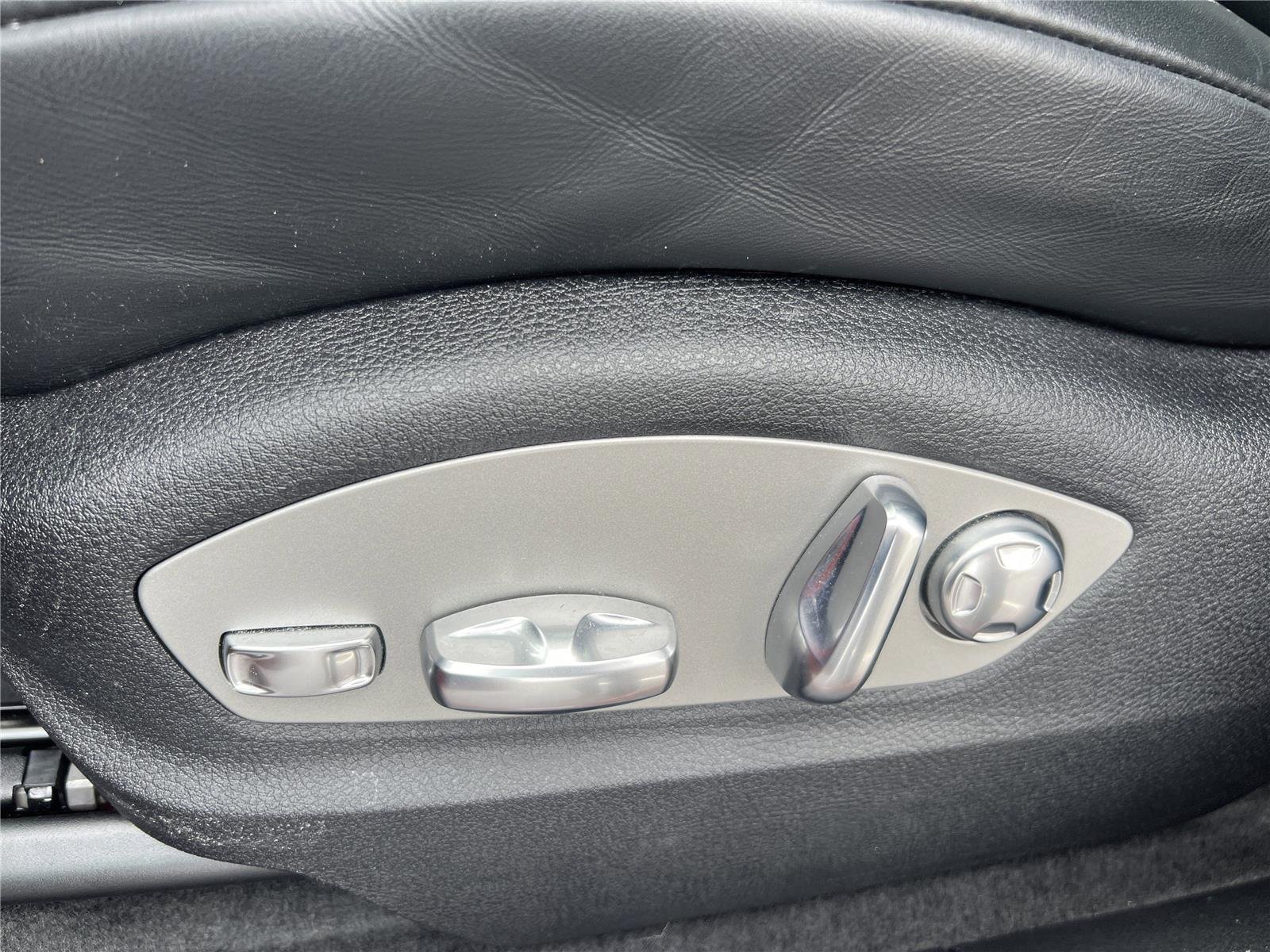 2024 Porsche Macan Base - Photo 22