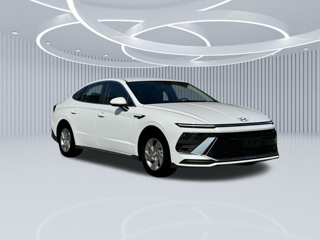 2025 Hyundai Sonata SE - Photo 30
