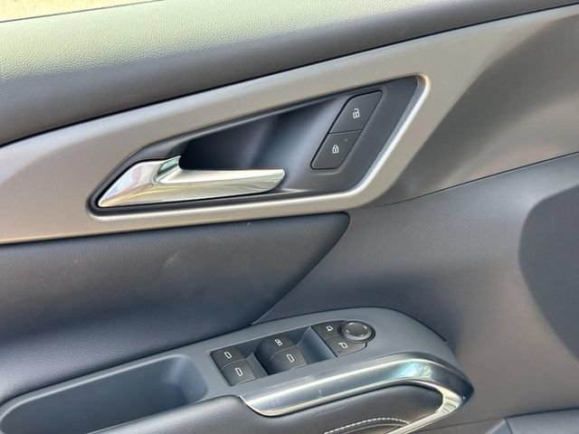 New 2026 Mosaic Black Metallic Chevrolet LT image 12