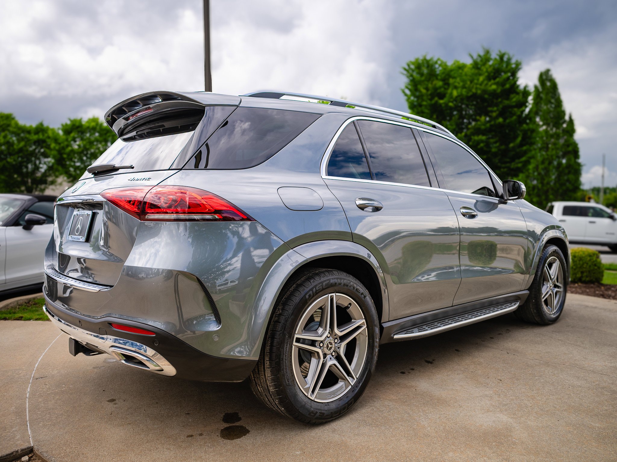 Used 2022 Gray Metallic Mercedes-Benz GLE 350 image 12
