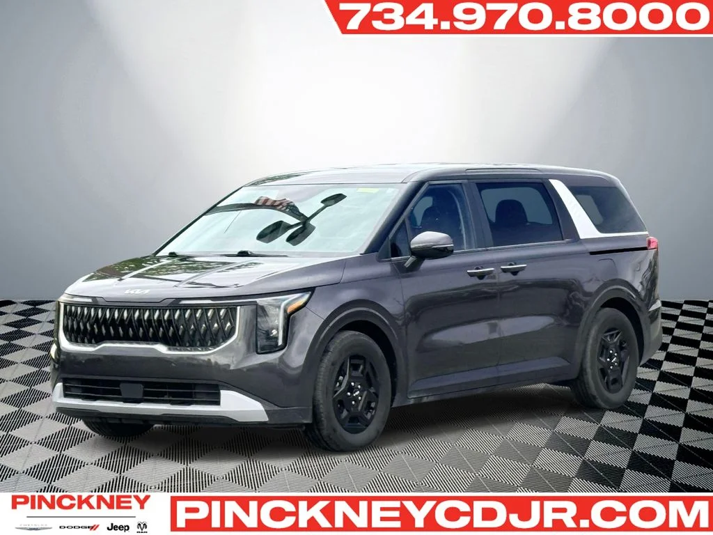 2025 Kia Sedona LXS's photo