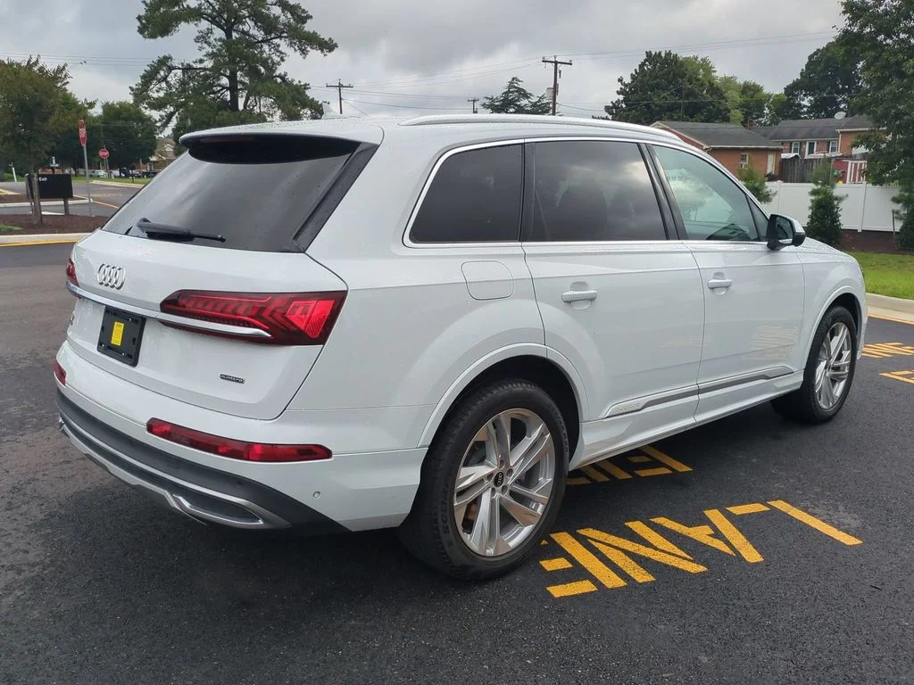 Used 2021 White Audi 55 Premium Plus image 4