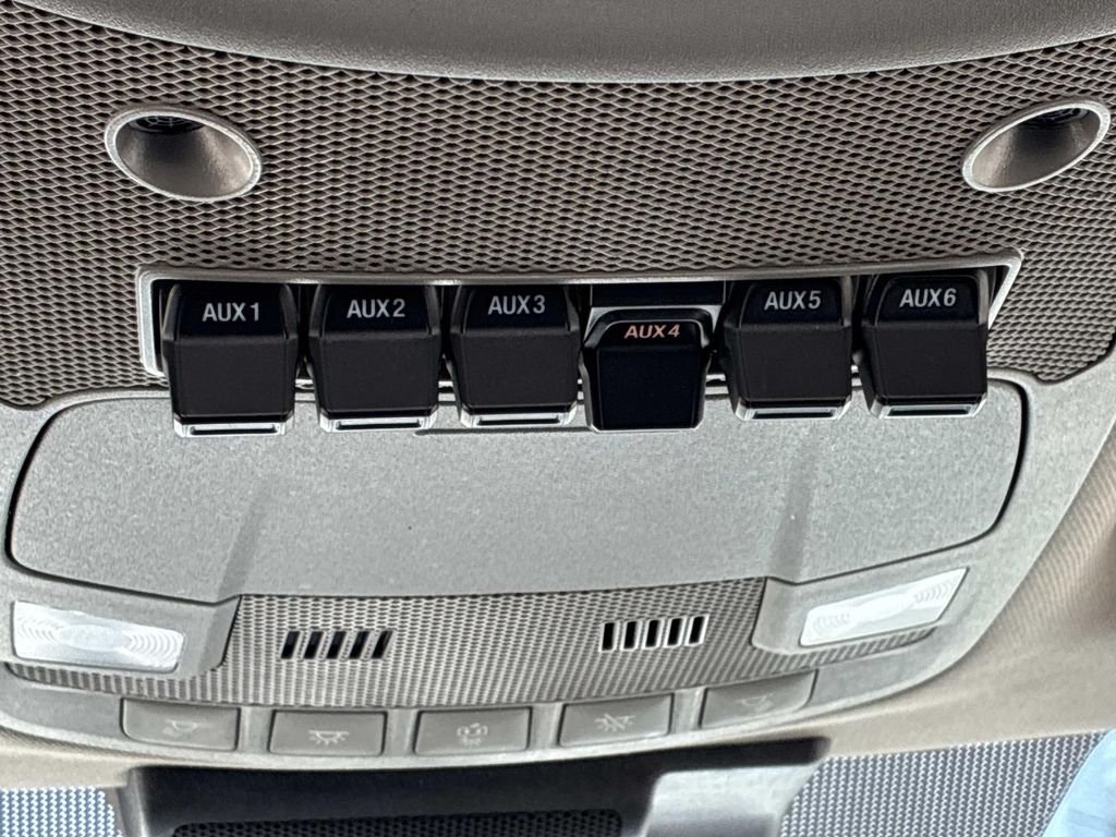 Used 2022 White Ford XL image 35
