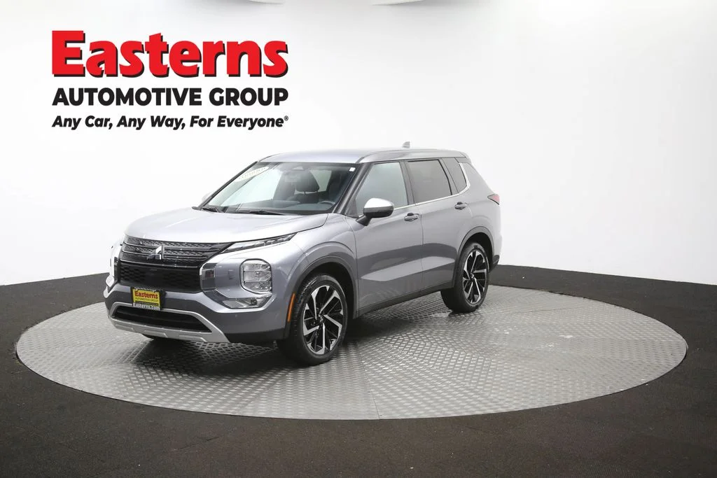 Used 2024 Gray Mitsubishi SE image 56