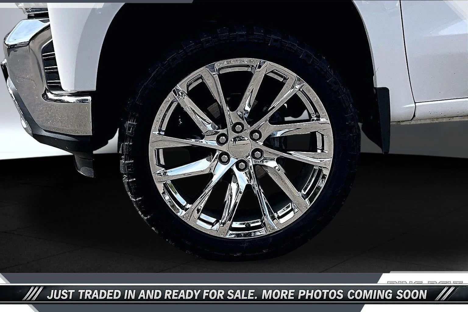 Used 2021 SUMMIT WHITE Chevrolet LTZ image 8