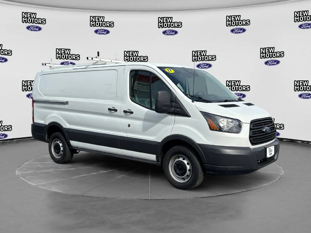 Used 2017 Oxford White Ford Base image 8