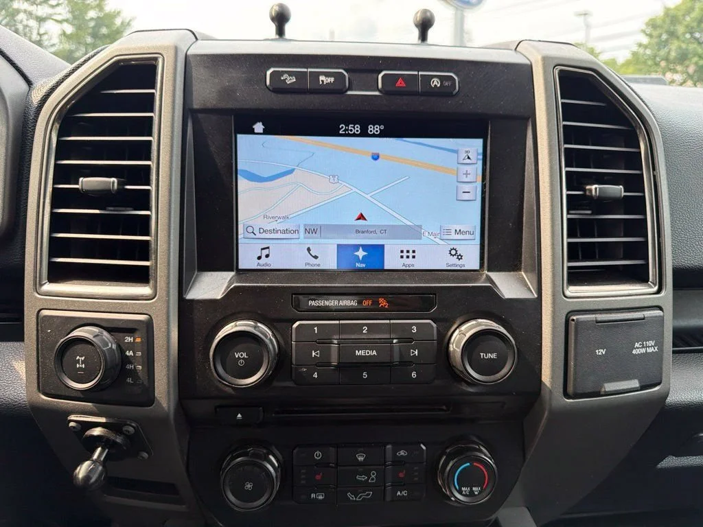 Used 2017 Oxford White Ford Raptor image 23