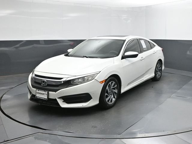 Used 2018 White Honda EX image 27