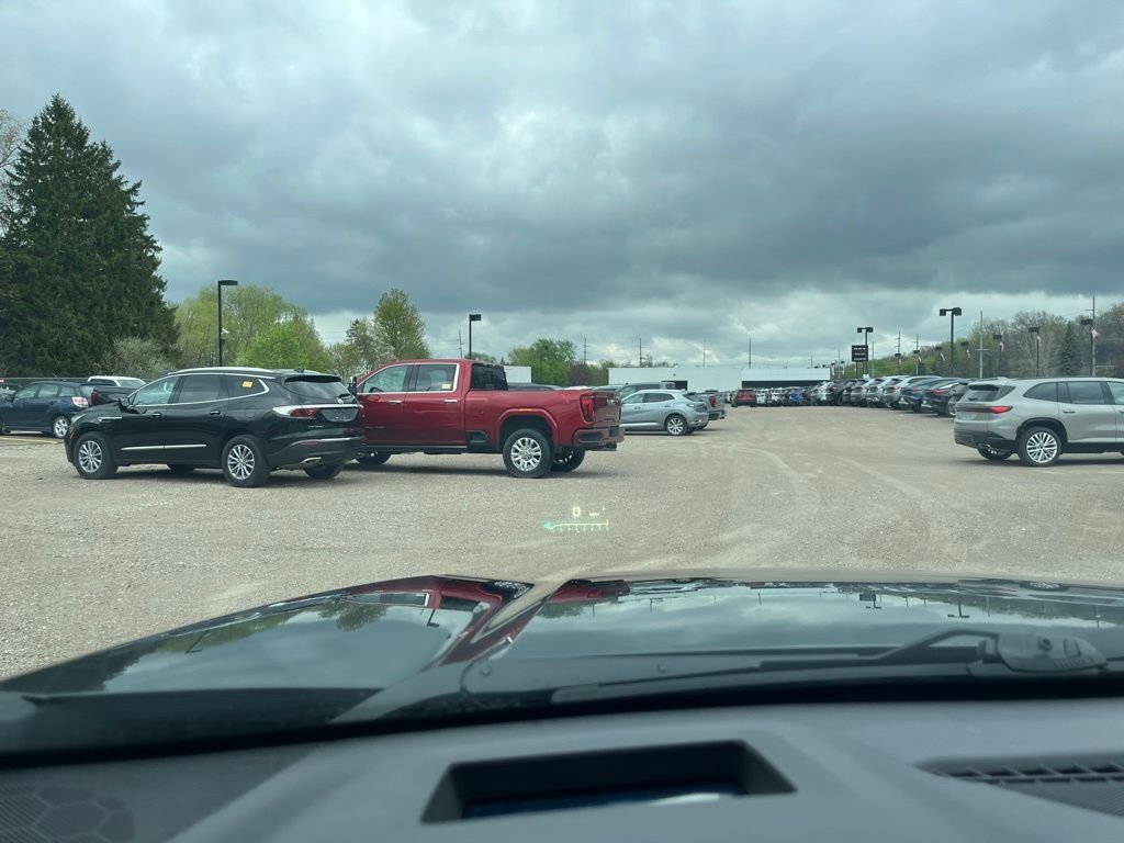 Used 2022 Hunter Green GMC Denali image 26