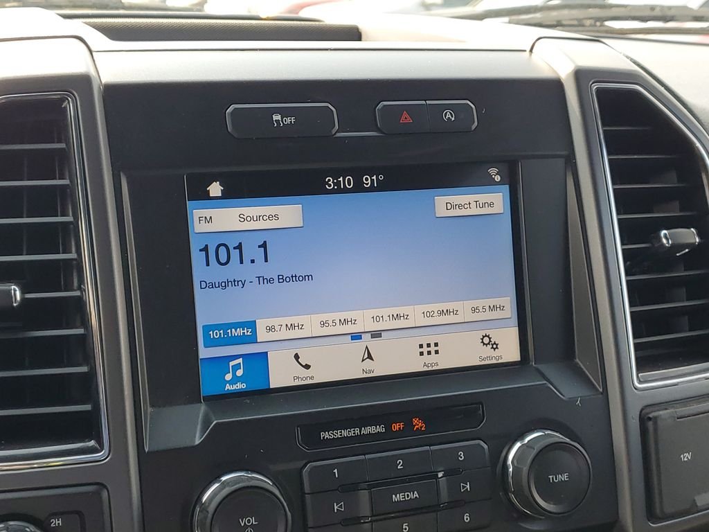 Used 2019 Black Metallic Ford XLT image 21