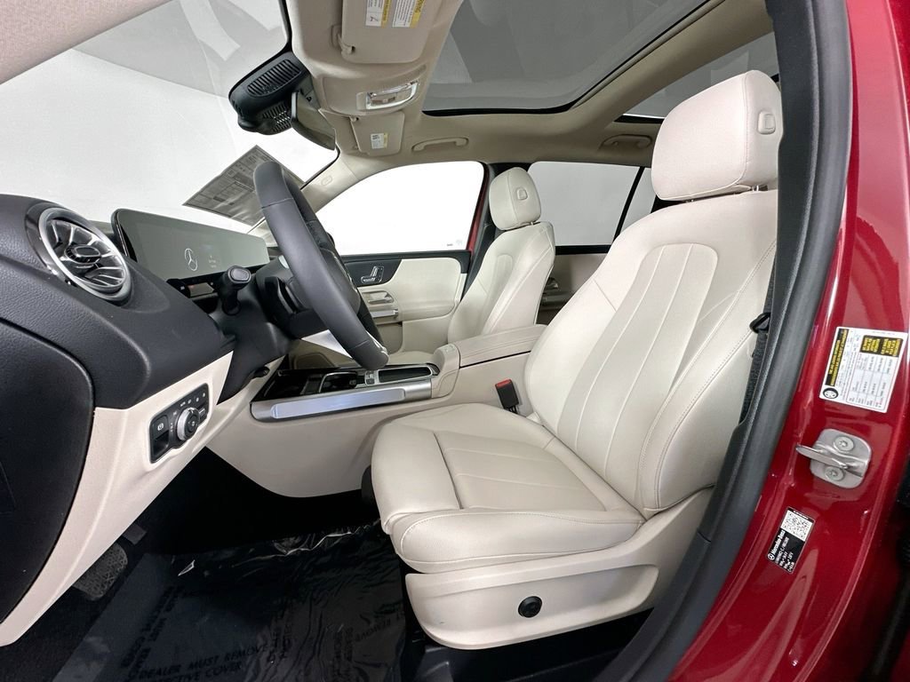 New 2026 MANUFAKTUR Patagonia Red Metallic Mercedes-Benz GLB 250 image 52