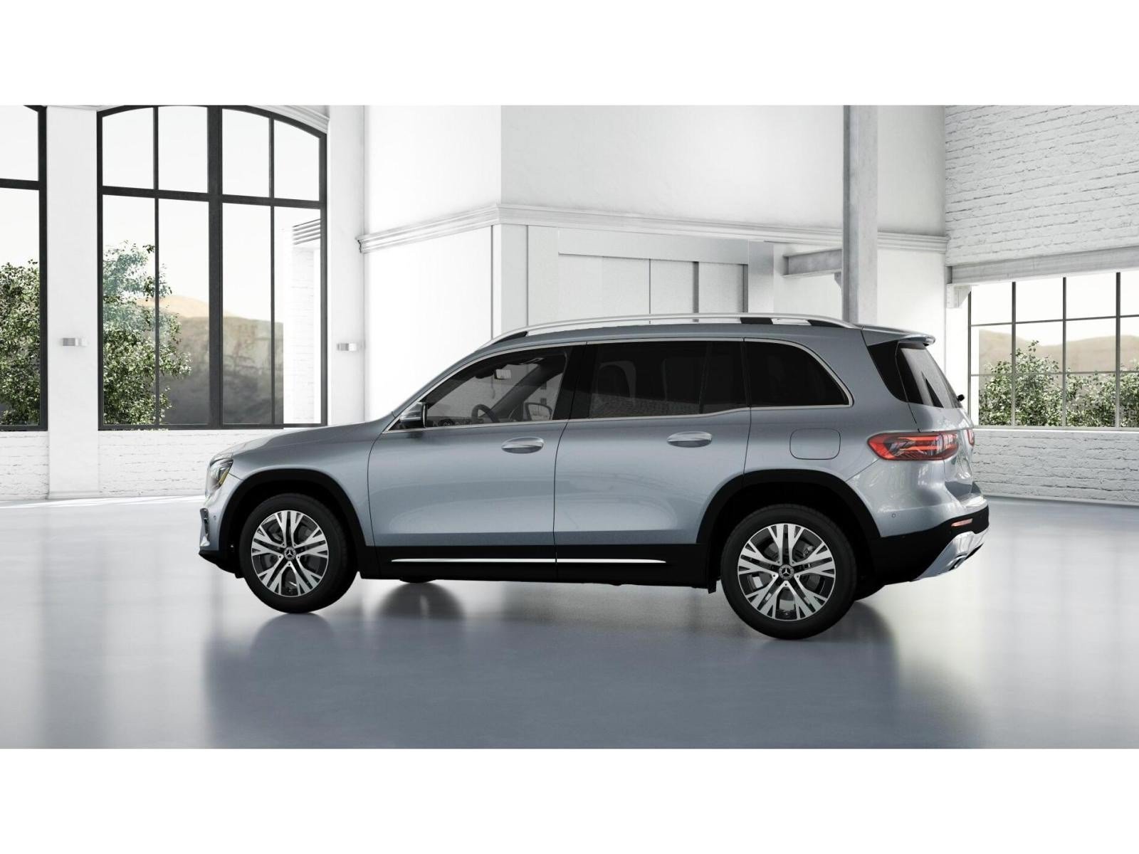 New 2026 Cirrus Silver Metallic Mercedes-Benz GLB 250 4D Sport Utility 4MATIC® image 33