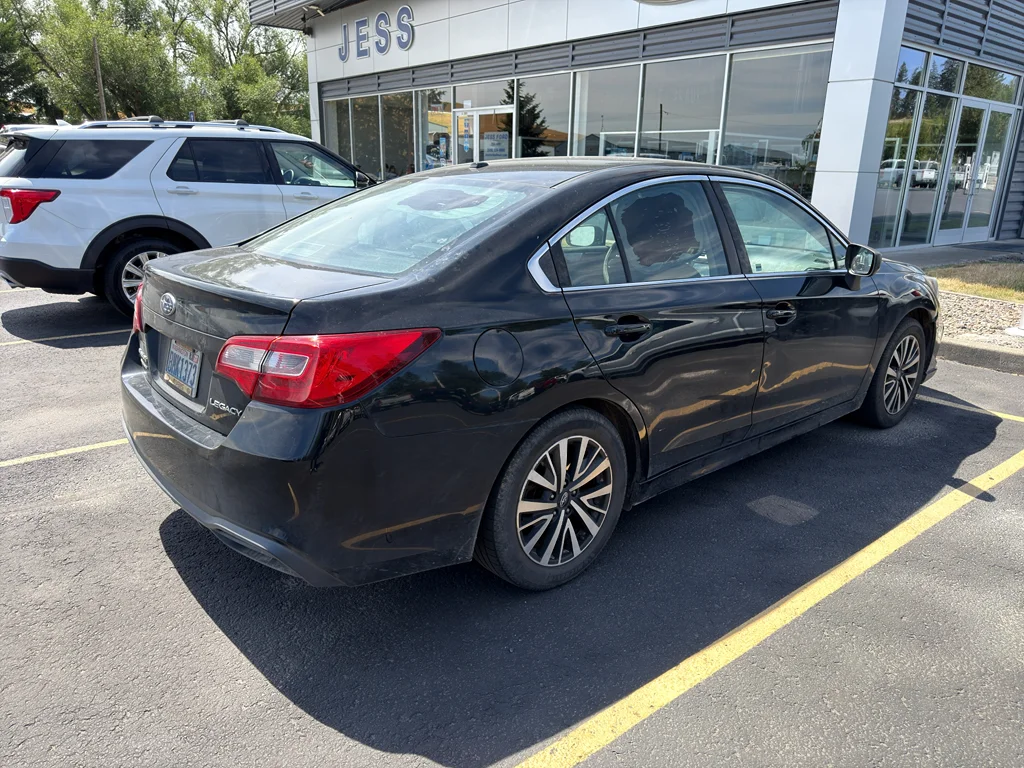Used 2019 Crystal Black Silica Subaru 2.5i, AUTOMATIC, AWD!!! image 4