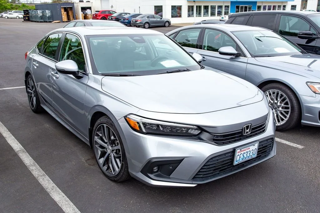2023 Honda Civic Touring - Photo 34