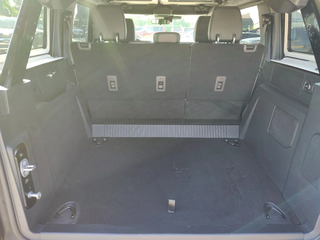 Used 2025 Shadow Black Ford Badlands image 12