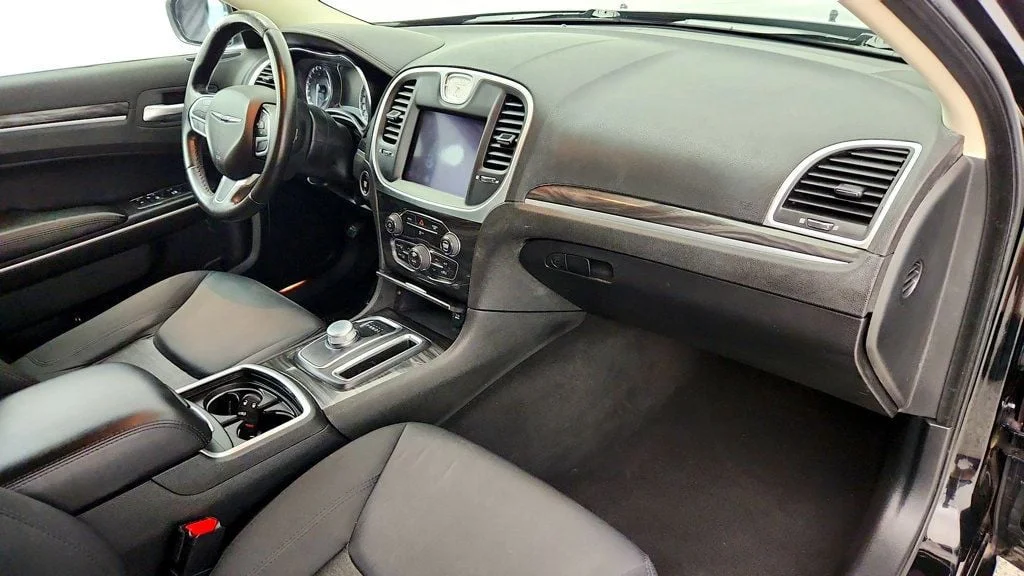 Used 2020 Gloss Black Chrysler Touring RWD w/ Sport Appearance Package image 25