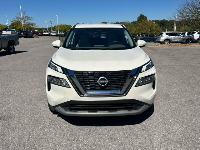 Used 2023 White Nissan SV image 9