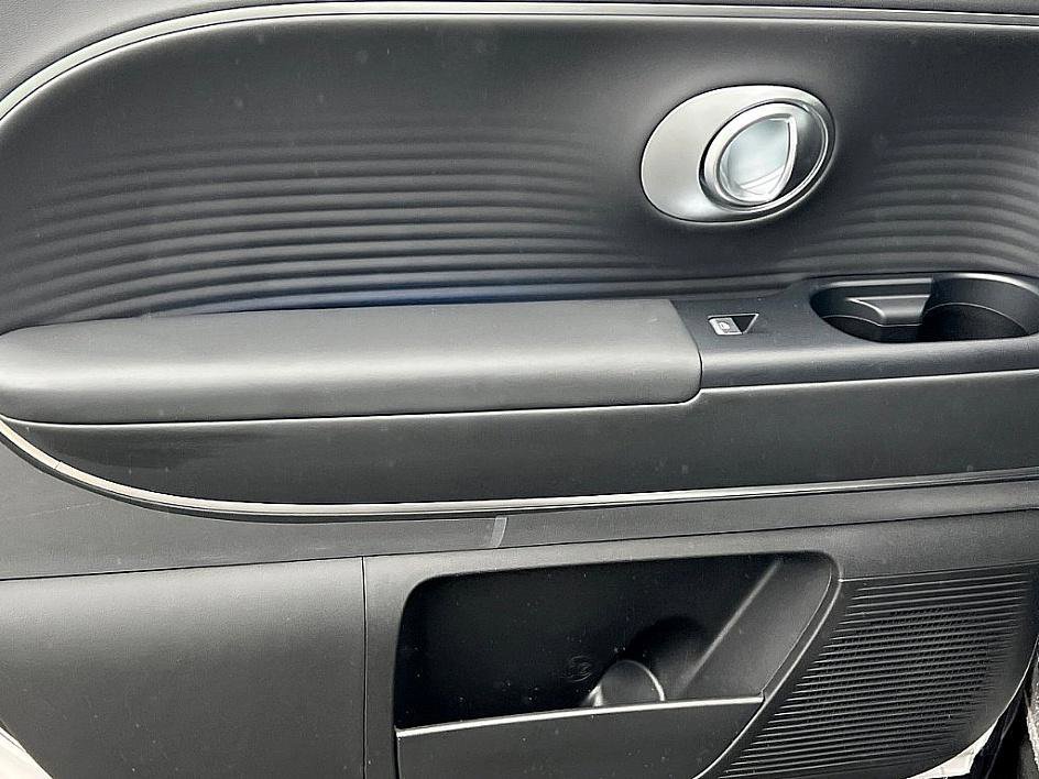 2026 Hyundai IONIQ 9 SEL - Photo 8