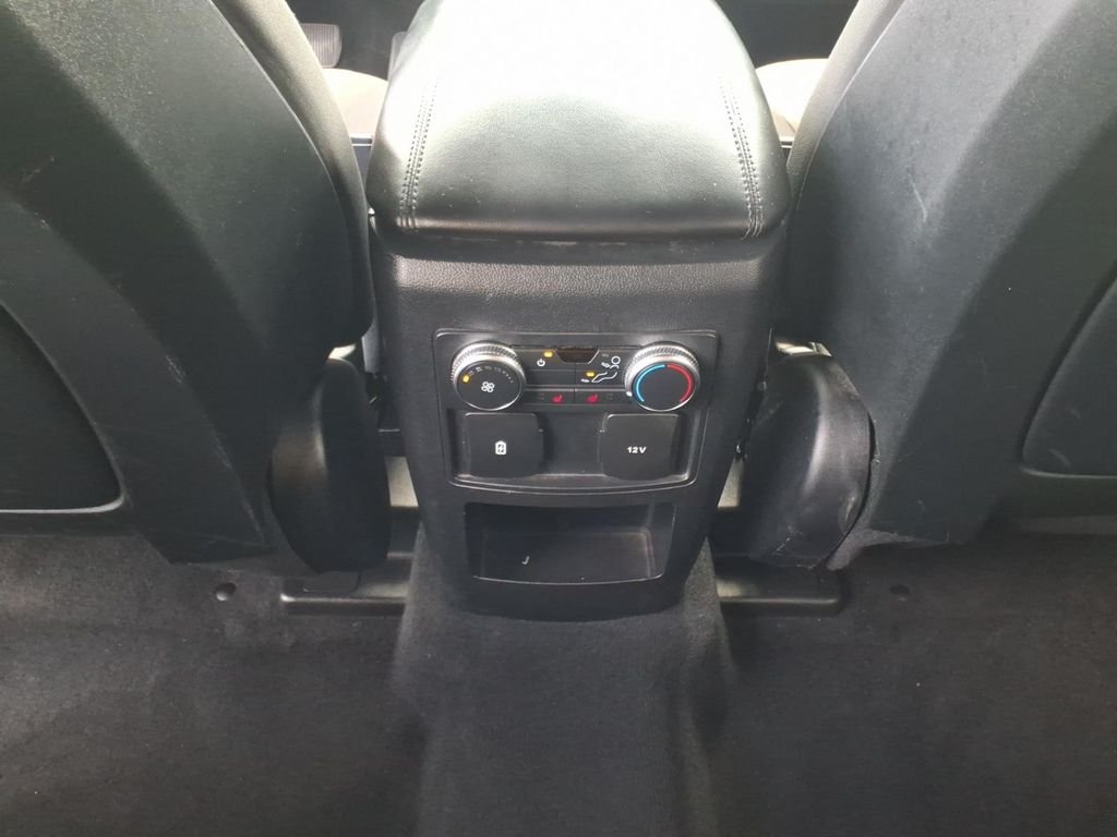 Used 2020 Black Metallic Ford XLT image 7