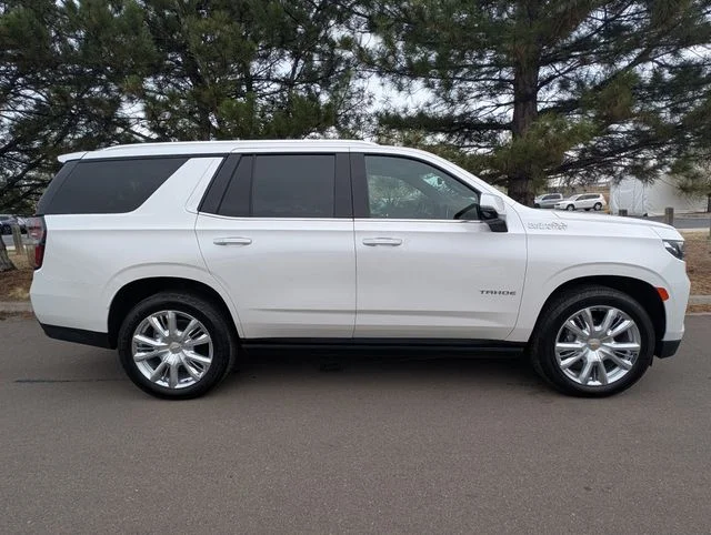 Used 2023 Pearl Chevrolet High Country image 2