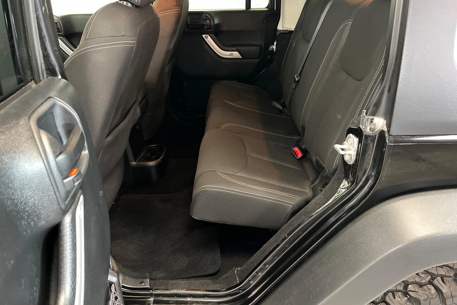 Used 2016 Black Clearcoat Jeep Rubicon image 22