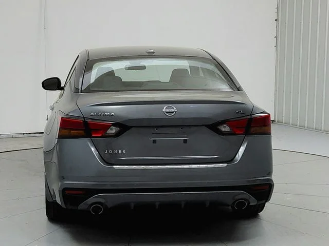Used 2023 Gray Nissan 2.5 SL image 6