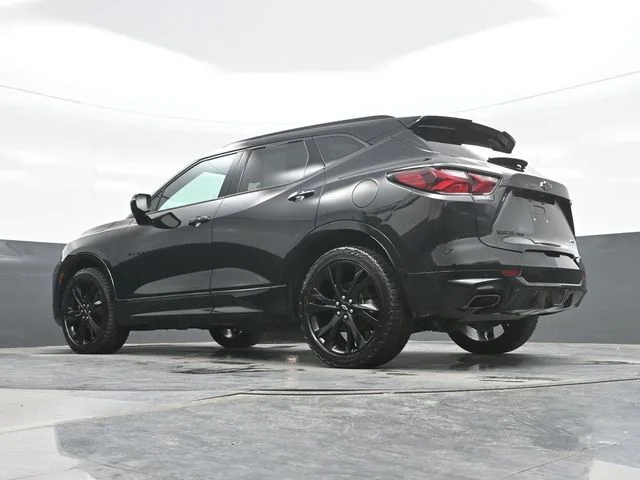 Used 2022 Black Chevrolet RS image 19