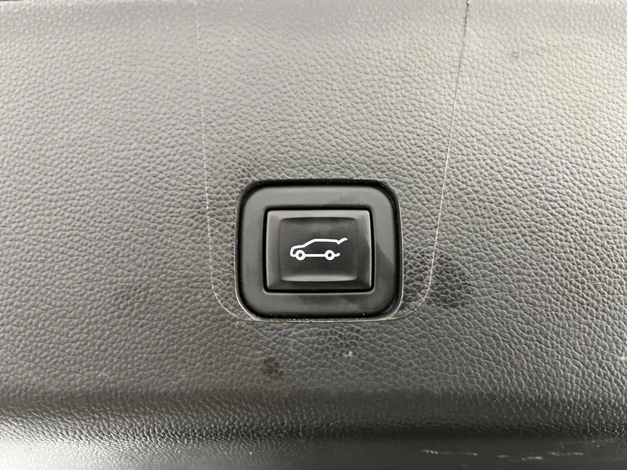 Certified Used 2023 Sterling Gray Metallic Chevrolet LT Leather image 32
