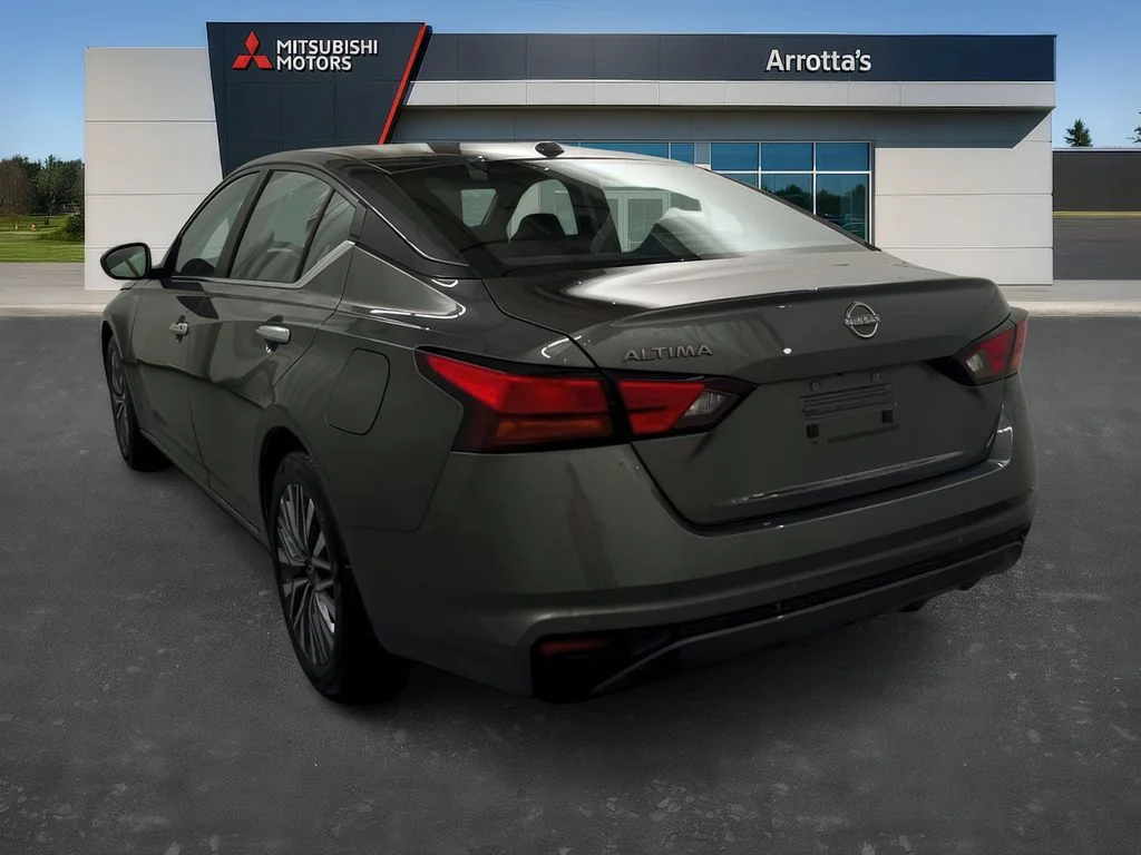 Used 2025 Gun Metallic Nissan SV image 3