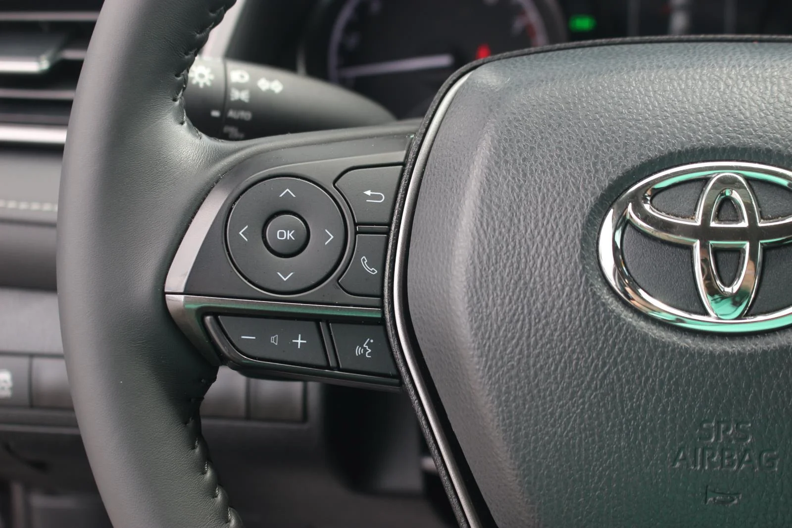Used 2024 Gray Toyota SE image 22