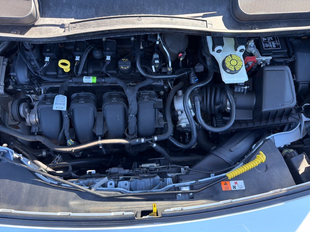 Used 2022 White Ford XL image 24