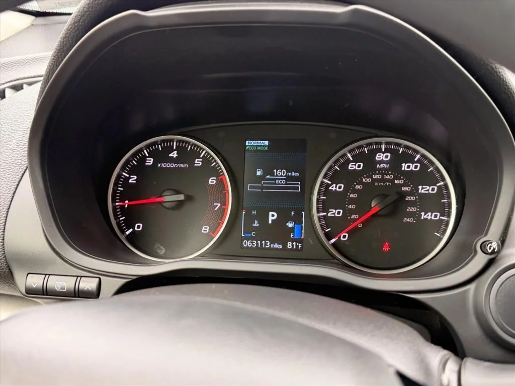 Used 2022 Silver Mitsubishi LE image 21