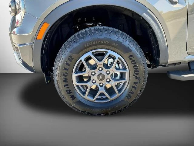 New 2026 Marsh Gray Ford XLT image 55