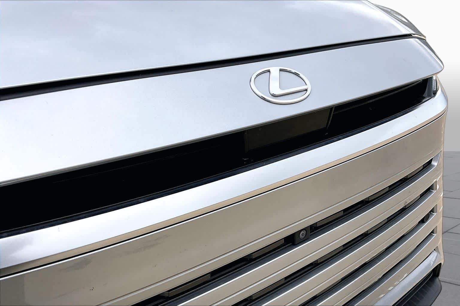 Certified Used 2026 CELESTIAL SILVER Lexus Premium image 30