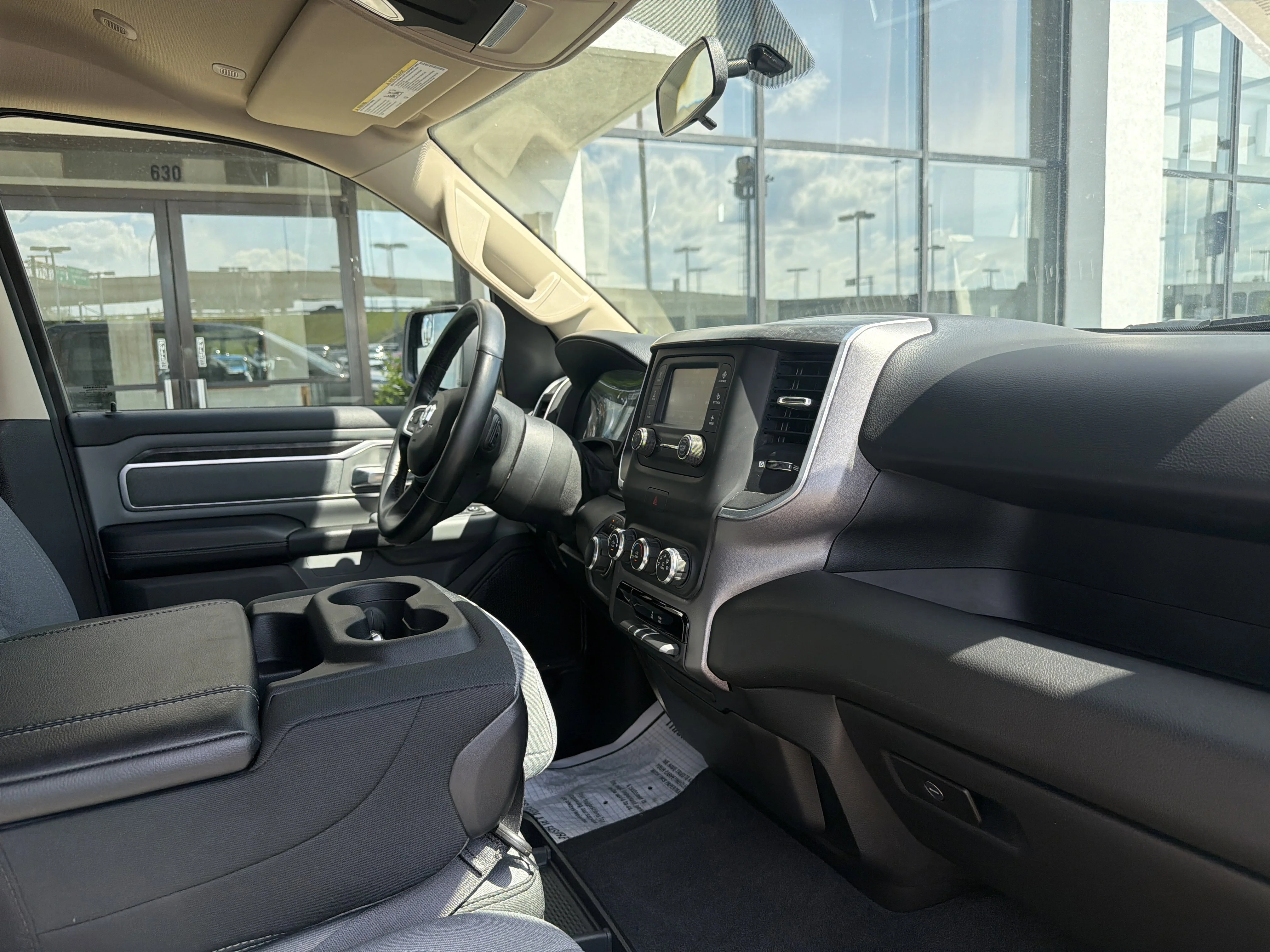 Used 2019 Granite Crystal Metallic Clearcoat Ram Big Horn/Lone Star image 24
